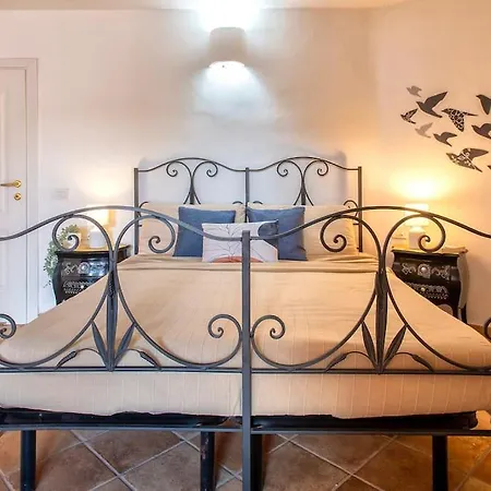 Con Piscina E Giardino Villa *